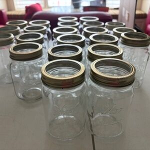 Lot of 22 Canning Jars 250 ml with Rings - Excellent Condition!